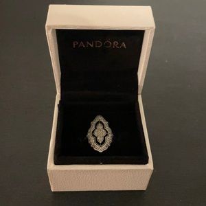 Pandora ring vintage